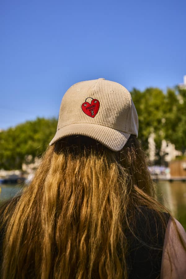 Casquette verte mesh PBC Pigeon Paname merchandising